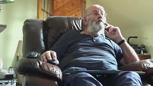 janzer13 online show from September 16, 2025, 1:34 pm