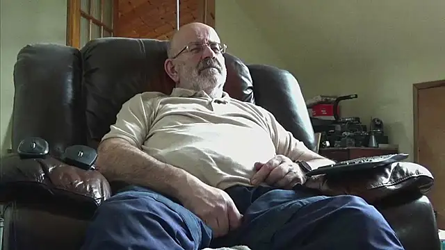 janzer13 online show from February 22, 2026, 1:46 pm