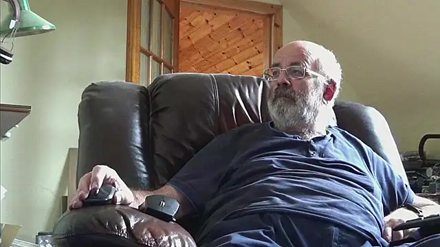 janzer13 online show from October 17, 2025, 1:13 pm