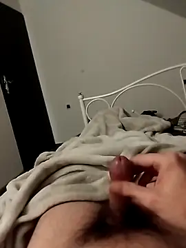 Snapshot of tip_hard_cock chatting on September 24, 2025, 6:36 pm tip hard cock online show from September 24, 2025, 6:36 pm