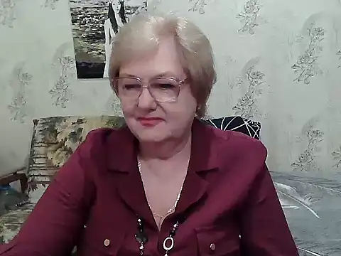 Snapshot of Renata62011 chatting on April 26, 2026, 5:38 am Renata62011 online show from April 26, 2026, 5:38 am