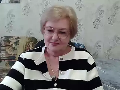 Snapshot of Renata62011 chatting on January 11, 2026, 1:29 pm Renata62011 online show from January 11, 2026, 1:29 pm