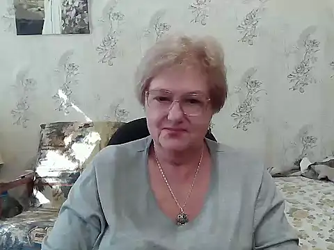 Snapshot of Renata62011 chatting on September 22, 2025, 11:27 am Renata62011 online show from September 22, 2025, 11:27 am