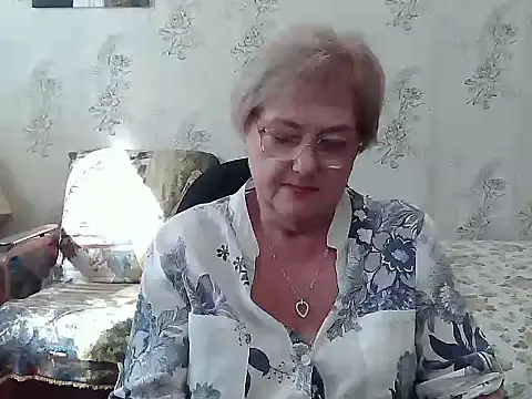 Snapshot of Renata62011 chatting on September 13, 2025, 11:32 am Renata62011 online show from September 13, 2025, 11:32 am