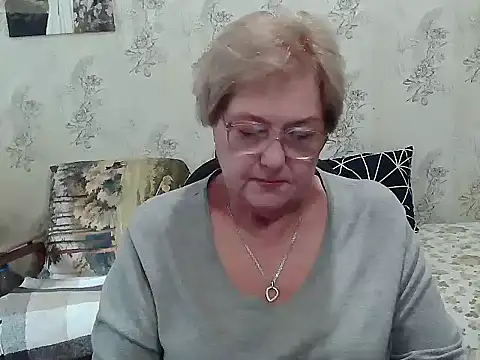 Snapshot of Renata62011 chatting on September 18, 2025, 11:24 am Renata62011 online show from September 18, 2025, 11:24 am