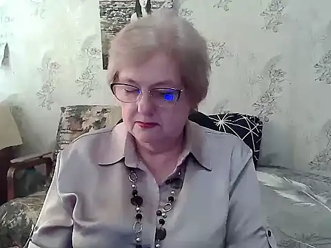 Snapshot of Renata62011 chatting on May 4, 2026, 11:57 am Renata62011 online show from May 4, 2026, 11:57 am