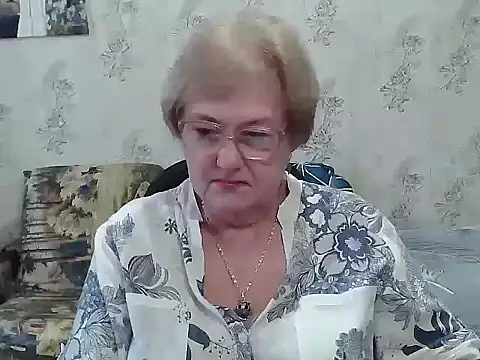 Snapshot of Renata62011 chatting on November 6, 2025, 12:09 pm Renata62011 online show from November 6, 2025, 12:09 pm