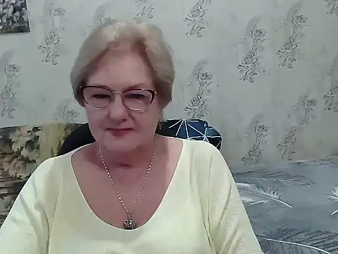Snapshot of Renata62011 chatting on November 7, 2025, 1:26 pm Renata62011 online show from November 7, 2025, 1:26 pm