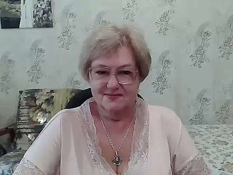 Snapshot of Renata62011 chatting on September 28, 2025, 11:06 am Renata62011 online show from September 28, 2025, 11:06 am