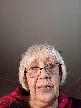 Anatolia5961 online show from April 18, 2026, 3:20 am