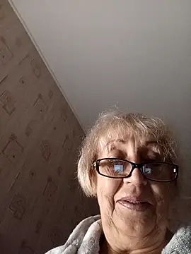 Anatolia5961 online show from October 22, 2025, 3:33 pm