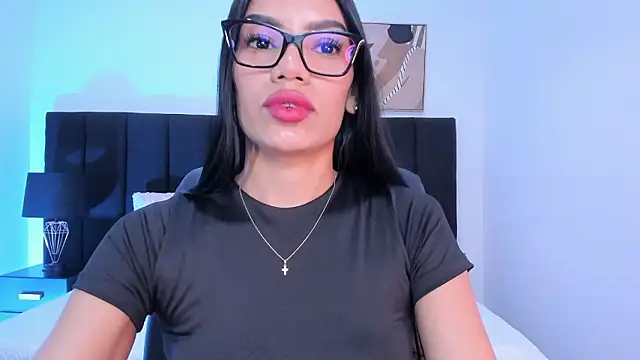 kaylaadams7 online show from March 7, 2026, 11:38 am