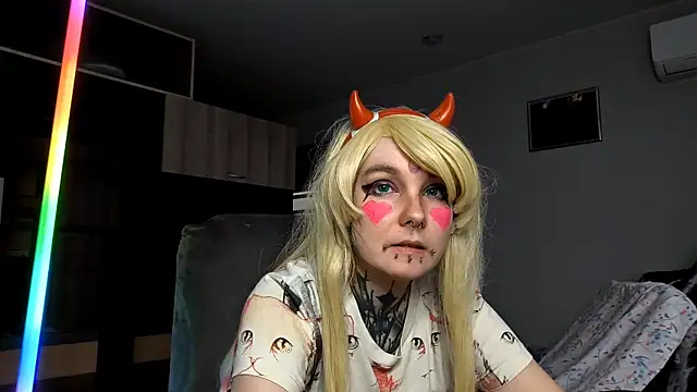 HighelikeGirl online show from October 11, 2025, 1:12 pm