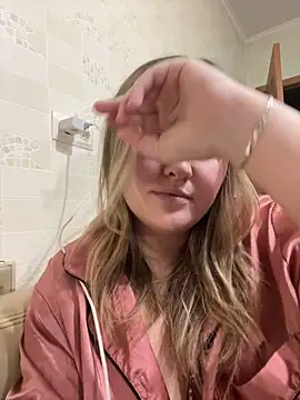 SunshineEmma online show from February 12, 2026, 12:32 am