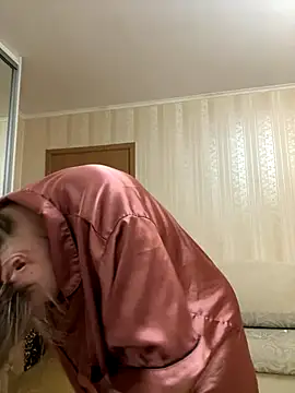 SunshineEmma online show from September 30, 2025, 6:47 pm