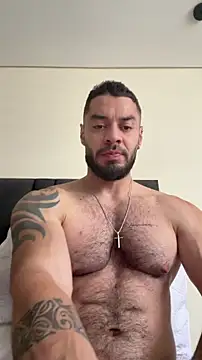 Snapshot of Drake_Cole chatting on May 16, 2026, 5:56 pm Drake Cole online show from May 16, 2026, 5:56 pm