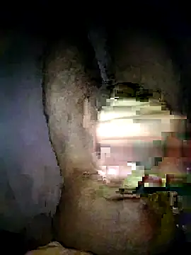 Snapshot of elpop28 chatting on October 25, 2025, 7:14 pm elpop28 online show from October 25, 2025, 7:14 pm