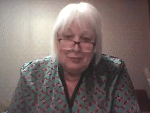 Snapshot of Alexia64231 chatting on December 15, 2025, 2:12 pm Alexia64231 online show from December 15, 2025, 2:12 pm