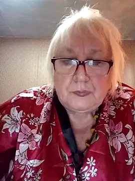 Snapshot of Alexia64231 chatting on October 30, 2025, 1:31 pm Alexia64231 online show from October 30, 2025, 1:31 pm