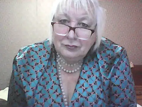 Snapshot of Alexia64231 chatting on October 24, 2025, 2:43 am Alexia64231 online show from October 24, 2025, 2:43 am