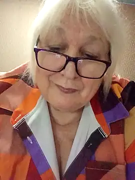 Snapshot of Alexia64231 chatting on November 29, 2025, 1:55 pm Alexia64231 online show from November 29, 2025, 1:55 pm