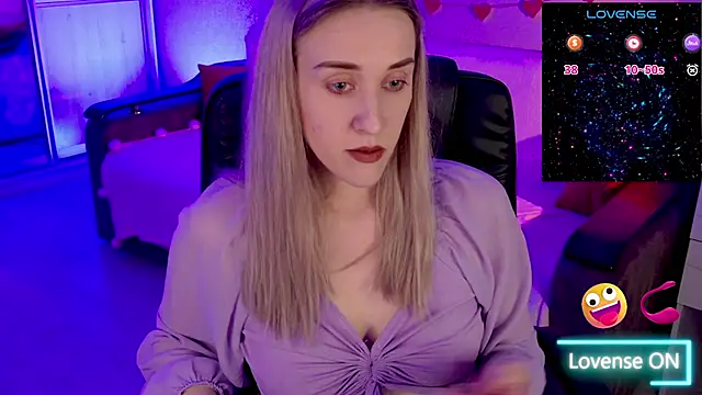 Snapshot of Free_Harmony chatting on November 10, 2025, 7:08 pm Free Harmony online show from November 10, 2025, 7:08 pm