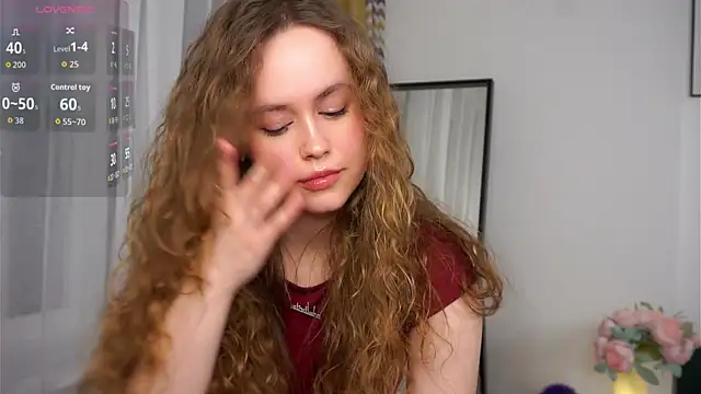 SusannaScholler online show from December 21, 2025, 9:48 pm