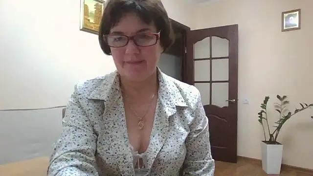 Galina56301 online show from November 19, 2025, 3:34 pm