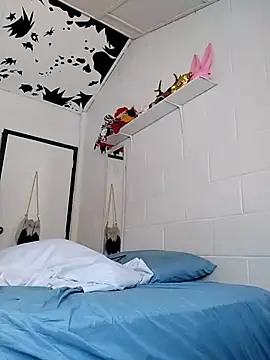 oxxy jean online show from February 27, 2026, 1:11 pm