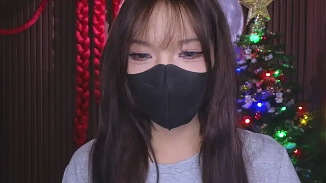      Panda      online show from December 2, 2025, 4:03 am