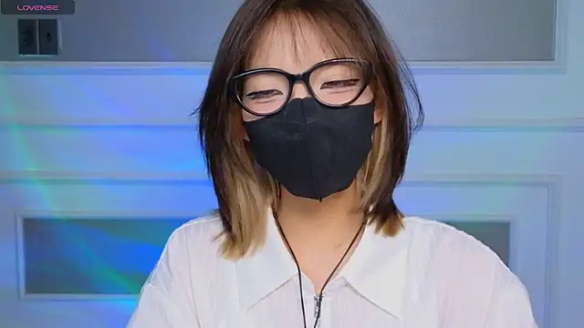      Panda      online show from April 5, 2026, 5:41 pm