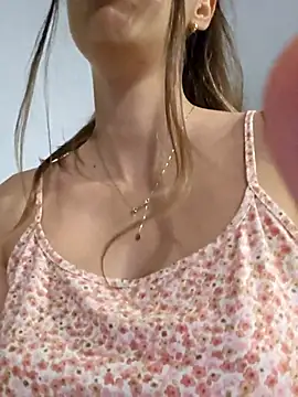 Snapshot of Virgin_Pussy_Horny chatting on October 20, 2025, 5:35 pm Virgin Pussy Horny online show from October 20, 2025, 5:35 pm