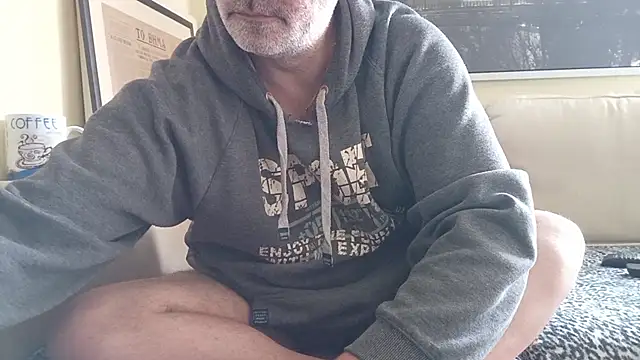 GeorgeGreece2025 online show from November 2, 2025, 9:58 am