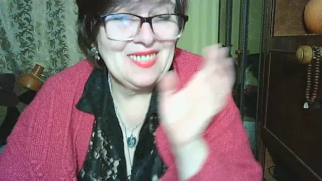 VeronicaGold511 online show from February 10, 2026, 5:12 pm