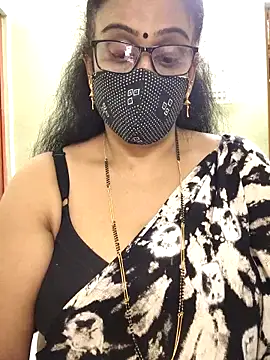 Snapshot of sweet-lotus chatting on December 16, 2025, 4:11 pm sweet-lotus online show from December 16, 2025, 4:11 pm