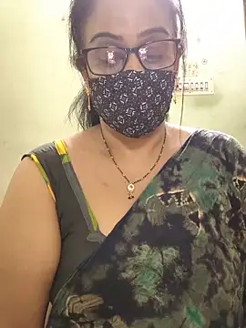 Snapshot of sweet-lotus chatting on May 11, 2026, 5:31 am sweet-lotus online show from May 11, 2026, 5:31 am