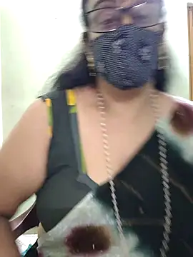 Snapshot of sweet-lotus chatting on December 15, 2025, 4:07 am sweet-lotus online show from December 15, 2025, 4:07 am