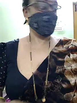 Snapshot of sweet-lotus chatting on November 14, 2025, 3:32 am sweet-lotus online show from November 14, 2025, 3:32 am