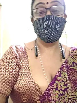 Snapshot of sweet-lotus chatting on November 10, 2025, 5:12 am sweet-lotus online show from November 10, 2025, 5:12 am