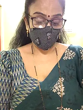 sweet-lotus online show from January 7, 2026, 9:25 am