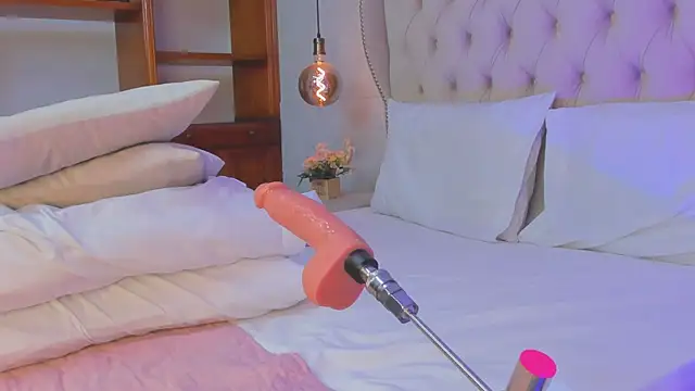 Snapshot of Tatihornyy chatting on November 10, 2025, 11:15 am Tatihornyy online show from November 10, 2025, 11:15 am