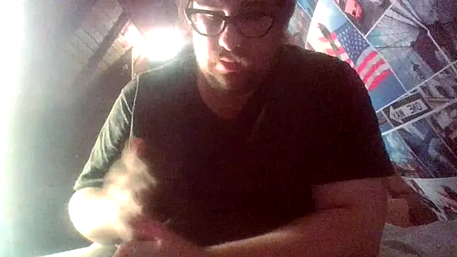 Snapshot of chubbyDavid1998 chatting on November 11, 2025, 8:03 pm chubbyDavid1998 online show from November 11, 2025, 8:03 pm