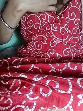 Hotty-Monaa online show from November 25, 2025, 5:02 pm