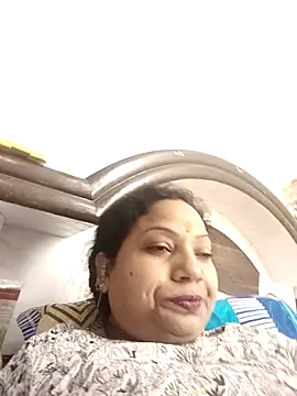 Snapshot of Cute-Janvi20 chatting on September 15, 2025, 2:17 pm Cute-Janvi20 online show from September 15, 2025, 2:17 pm