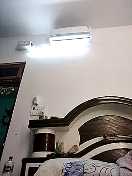 Cute-Janvi20 online show from November 15, 2025, 8:07 am