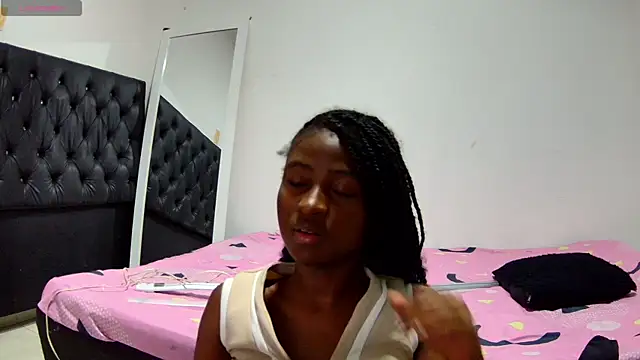 shantall ebony1 online show from November 14, 2025, 9:46 am