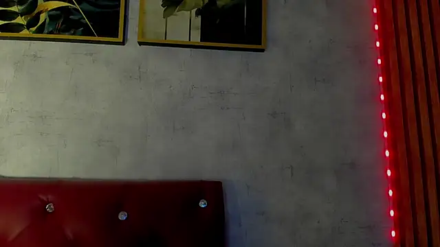 Snapshot of BabyLanck chatting on November 27, 2025, 2:45 am BabyLanck online show from November 27, 2025, 2:45 am