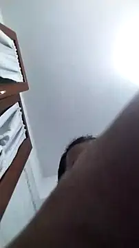 PearlingBunkbed online show from November 9, 2025, 5:11 am