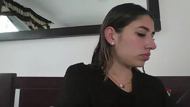 Snapshot of AriaBliss- chatting on February 16, 2026, 7:01 pm AriaBliss- online show from February 16, 2026, 7:01 pm