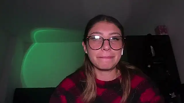 Snapshot of AriaBliss- chatting on January 17, 2026, 5:49 pm AriaBliss- online show from January 17, 2026, 5:49 pm